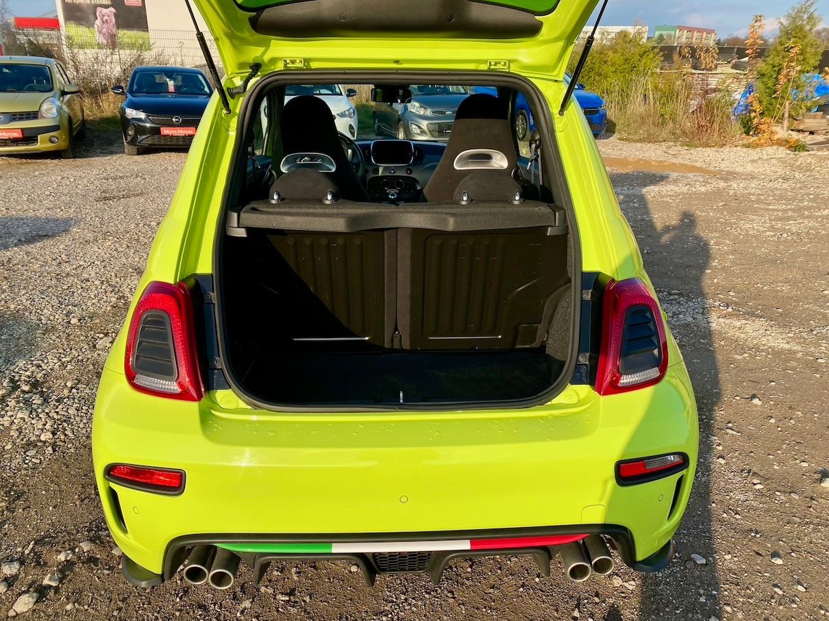 Fahrzeugabbildung Abarth 595 Pista AAC CARPLAY PDC L+R SENSOR