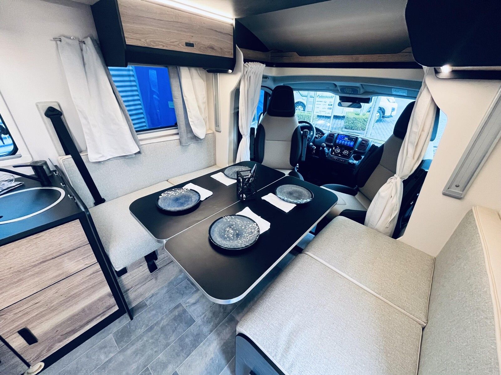 Fahrzeugabbildung XGO Dynamic 99P Modell 2027