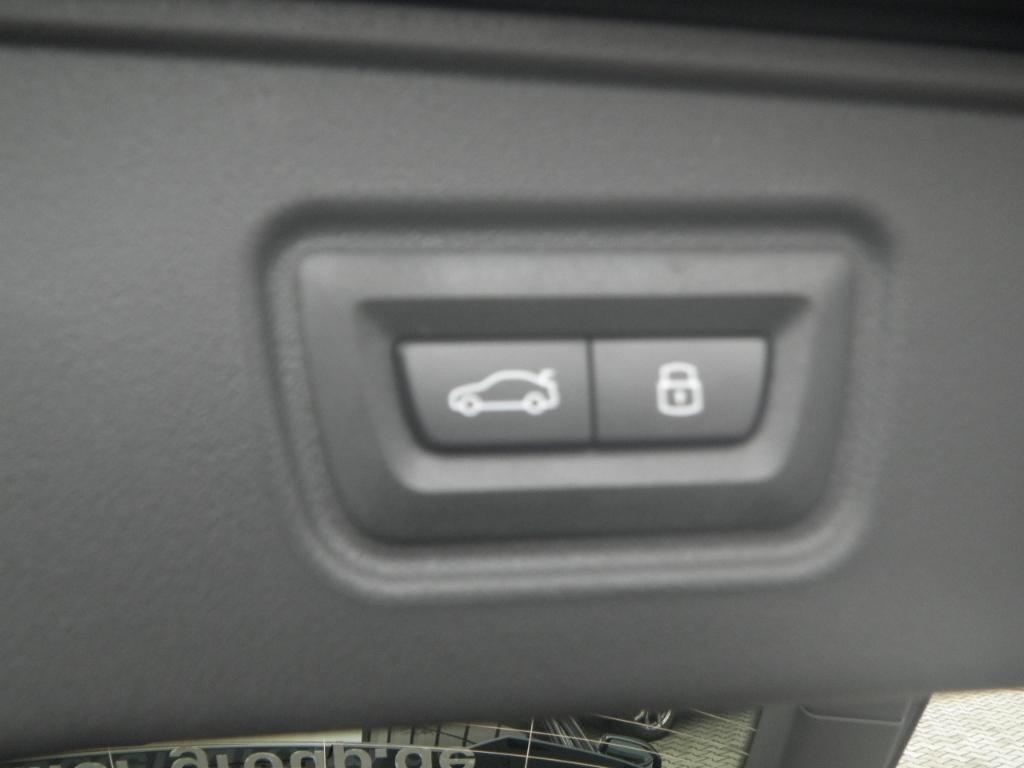 BMW 530 e Touring Sportpaket HUD AHK-klappbar AHK El
