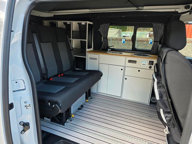Alpincamper Vivaro Alpincamper | 5 Sitzer | Aufstelldach