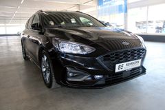 Fahrzeugabbildung Ford Focus ST-Line Turnier NAVI CAM LED WinterPaket