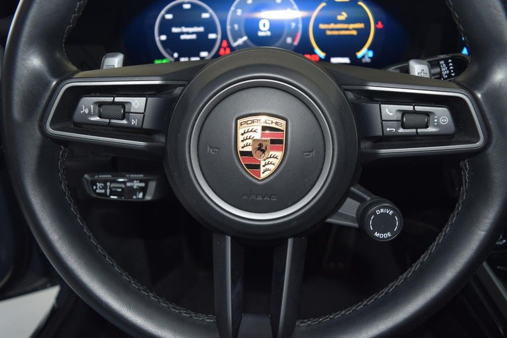 Porsche 992 Carrera Cabriolet unfallbeschädigt MatrixLed foto 9