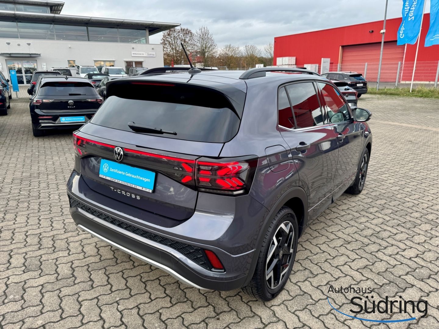T-Cross R-Line 1.5 TSI DSG AHK Navi IQ.Light