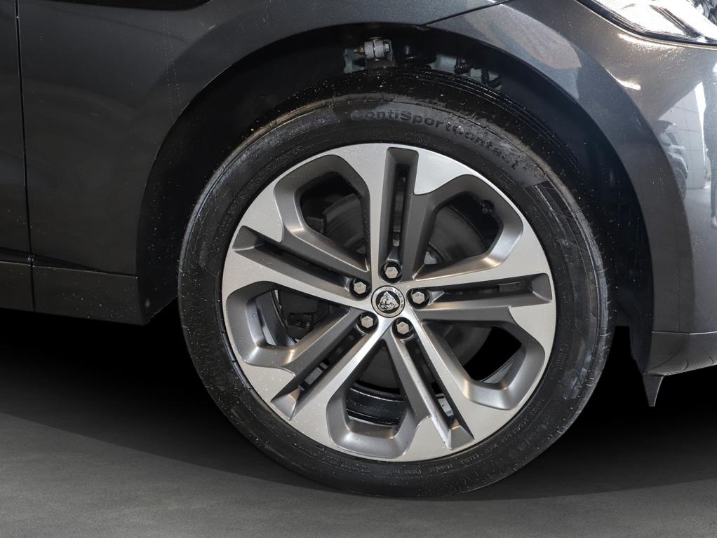 Jaguar F-Pace D300 R-Dynamic SE AHK Pano HUD Winter