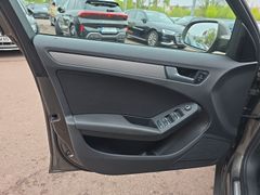 Fahrzeugabbildung Audi A4 Avant 1.8 TFSI Attraction 1.HAND XENON AHK