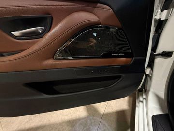 BMW 528 - 11