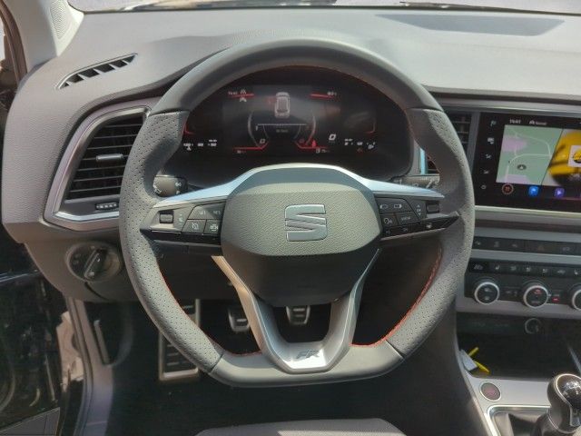Fahrzeugabbildung SEAT Ateca FR Navi,LED,AHK,Parklenkassist,SHZ