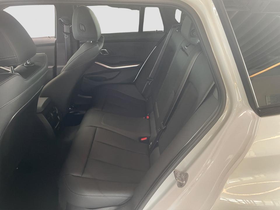 BMW M340d xDrive Touring Auto Navi Tempom.aktiv
