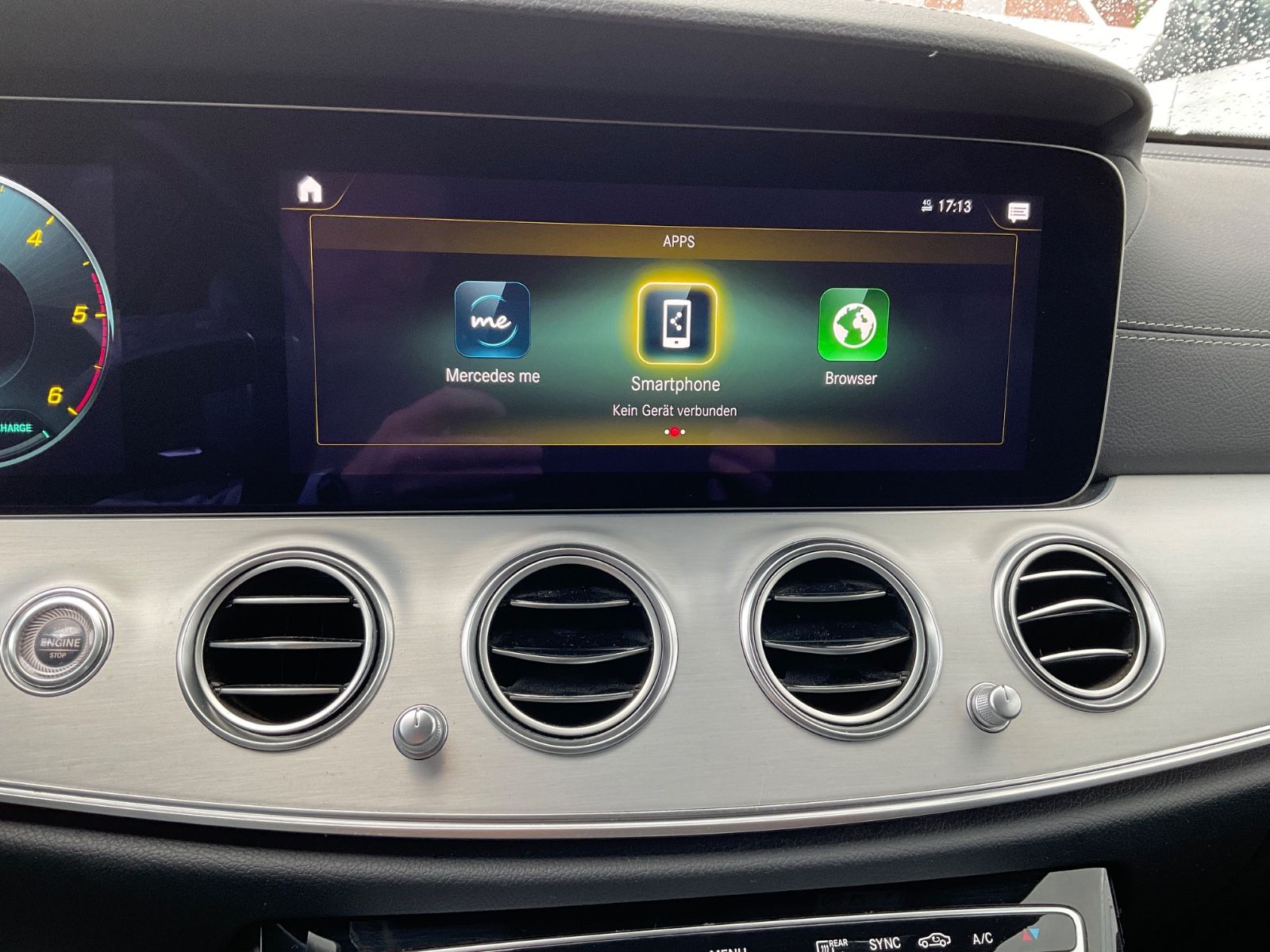 Fahrzeugabbildung Mercedes-Benz E 220 d T 4M,AMG, Memory,Kamera,AHK,Burmester