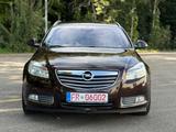 Opel Insignia A Sports Innovation 2,0 D ; NEU TÜV . - Opel Insignia in Freiburg