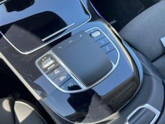 Fahrzeugabbildung Mercedes-Benz E 200 T Avantgarde DISTRONIC TOTWINKEL AHK WIDE