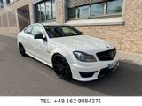 Mercedes-Benz C63 AMG Coupé PERFOMANCE *CARBON/DISTRONIC PLUS - Mercedes-Benz aus 2011: C63