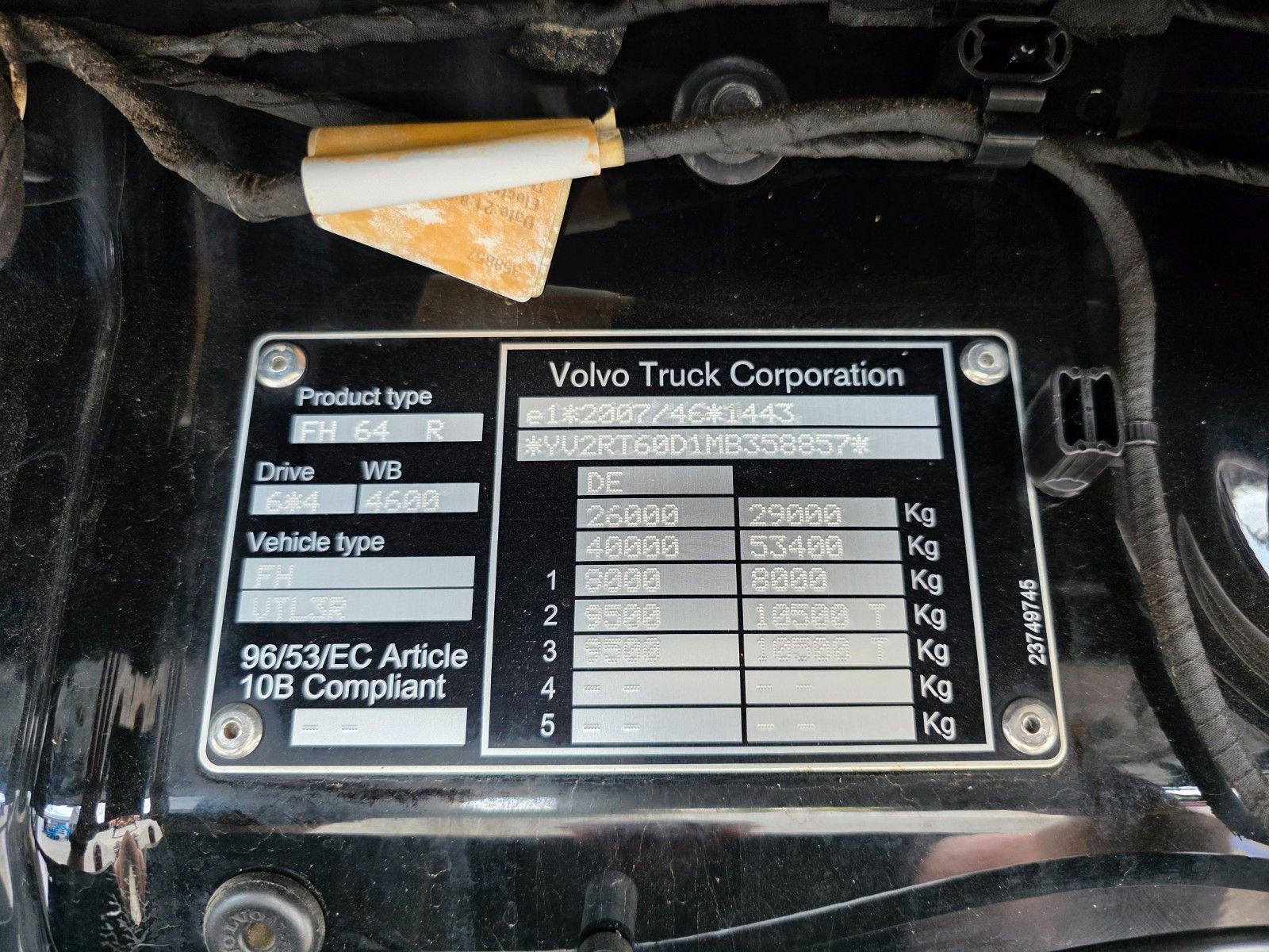 Fahrzeugabbildung Volvo FH 540 Tajfun L150Z(96) Kabine+Klima Retarder