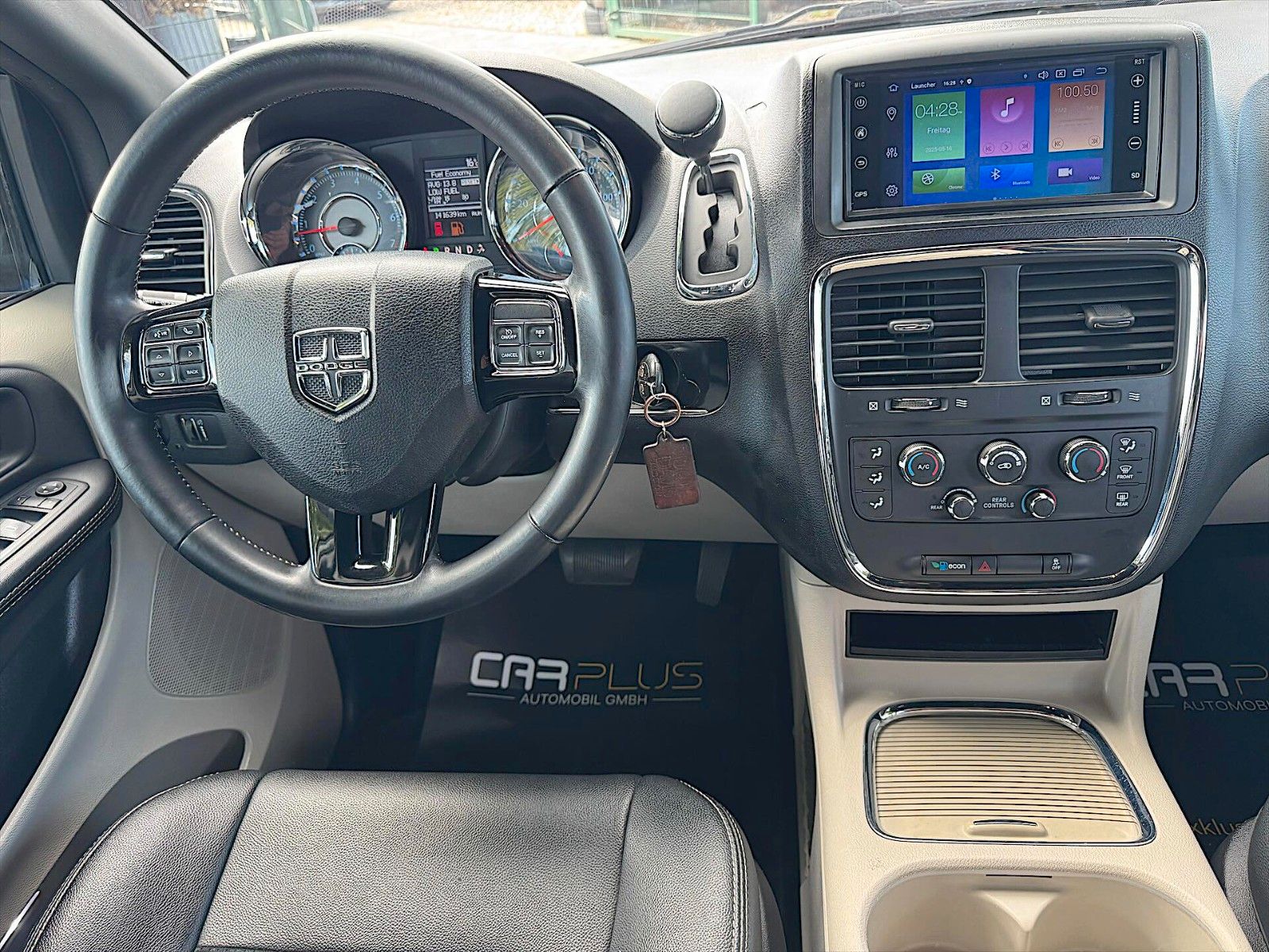 Fahrzeugabbildung Dodge Grand Caravan 3.6 V6 *7 Sitze*Kamera*CarPlay*