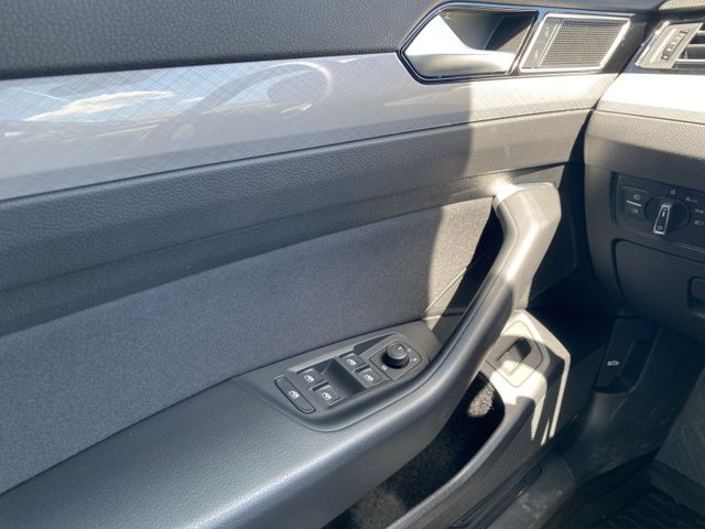 Passat Business 2.0TDI DSG LED PDC Rückfahrkamer