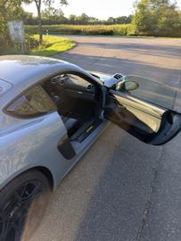 صورة مصغرة 11 لـ 2023 Porsche CAYMAN
