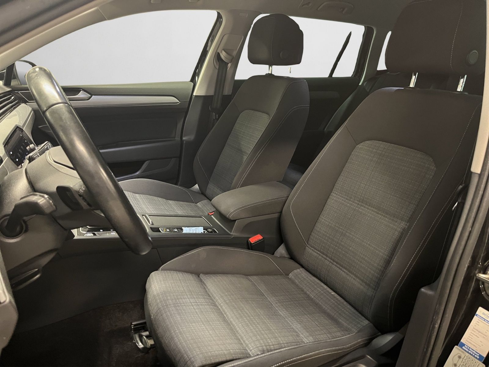Volkswagen Passat Variant - Bild 13
