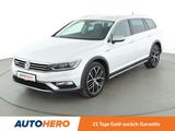 Volkswagen Passat Alltrack 2.0 TDI 4Motion BlueMotion Tech - weiße Volkswagen Passat Alltrack