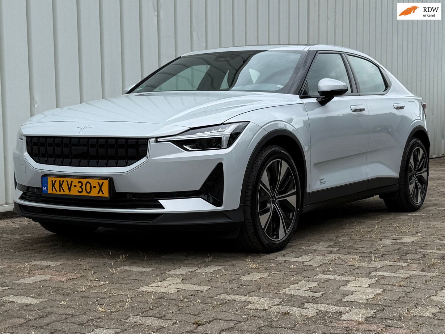 POLESTAR 2