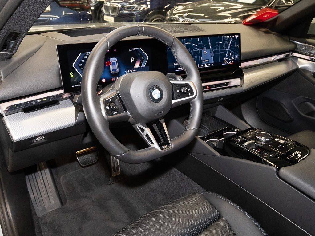 BMW 520d Touring M Sport HUD ACC 360°KAM RFK NAVI foto 4