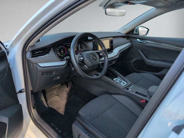 Octavia Combi 2.0 TDI DSG STYLE AHK+HEAD-UP+NAVI