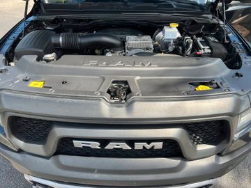 Dodge RAM Rebel 1500 4x4 Crew Cab unfallfrei