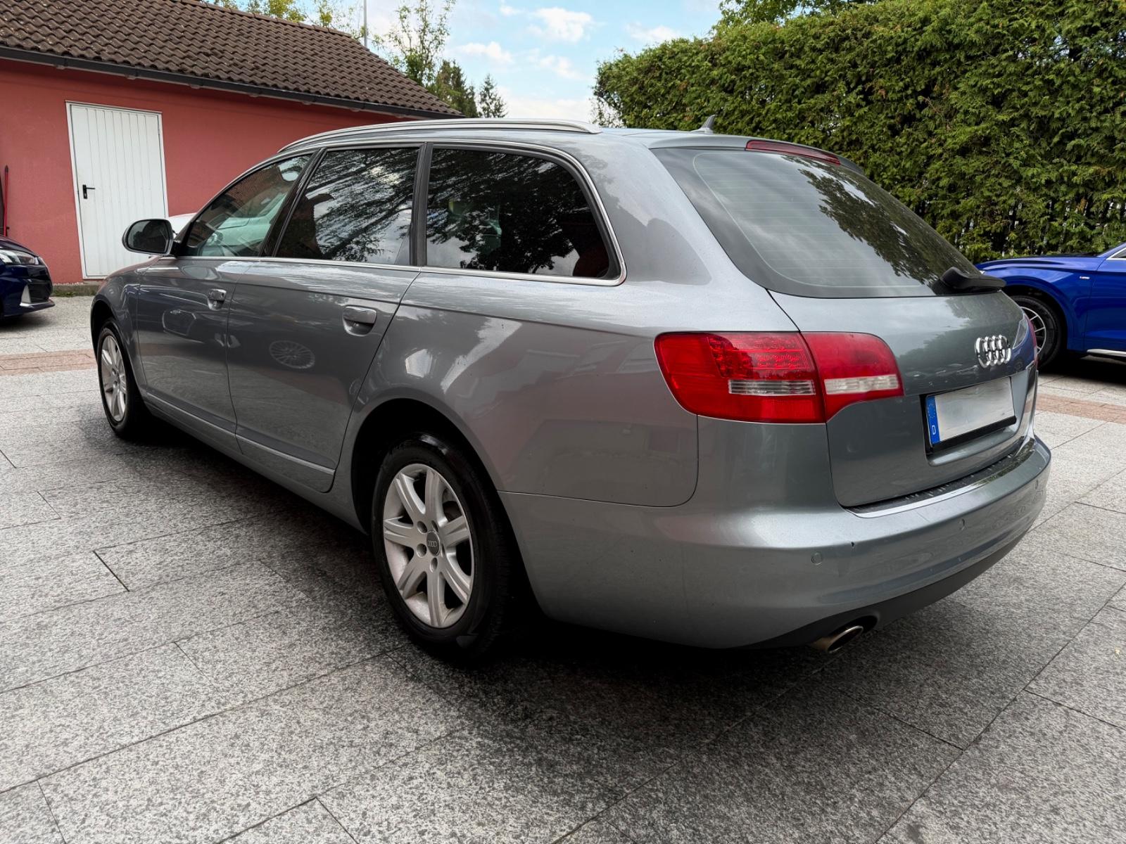 Audi A6 2010 — photo 11
