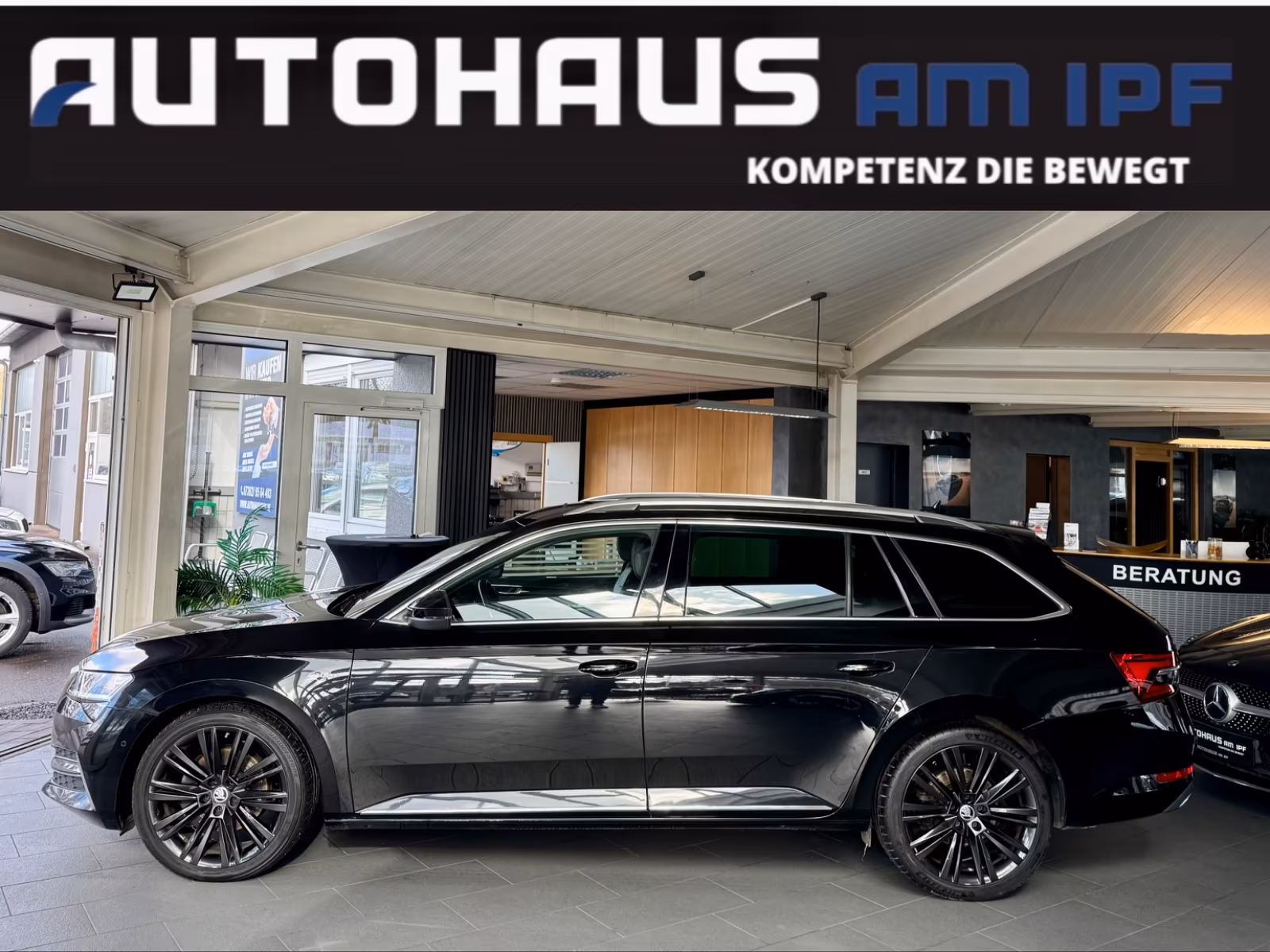 Skoda Superb Combi L&K 4×4 PANO+NAVI+VIRTUAL+AHK+StHz
