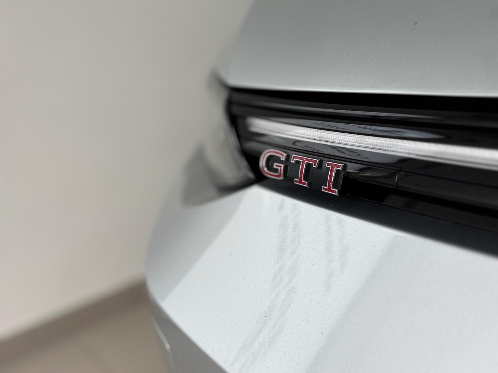 Volkswagen Golf 8 2.0TSI GTI 245PS/Navi/Led/Kamera, миниатюра 5