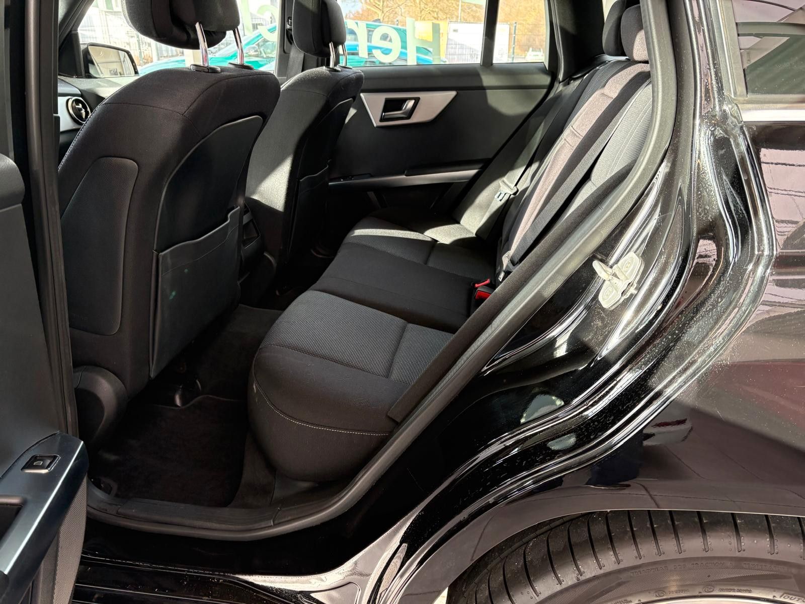 Fahrzeugabbildung Mercedes-Benz GLK 220 GLK GLK 220 CDI,AHK,PANO,LED,AMG