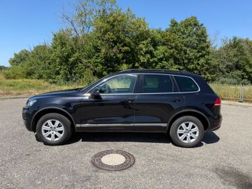 Volkswagen Touareg - 8