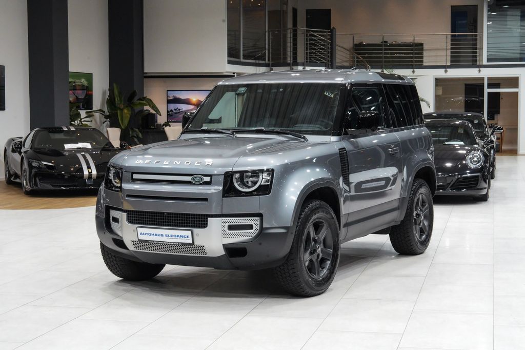 LAND-ROVER Defender 2023
