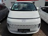 Hyundai STARIA HEV 2WD 6-AT Trend 9-Sitzer - Hyundai STARIA mit Benzin-Antrieb: Automatik