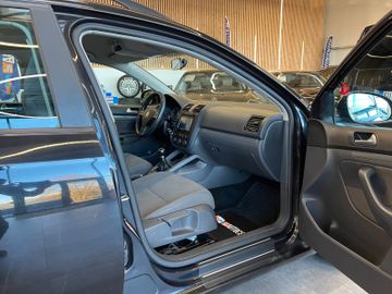 Volkswagen Golf V Variant *KLIMA *BLUETOOTH*WINTERREIFEN*