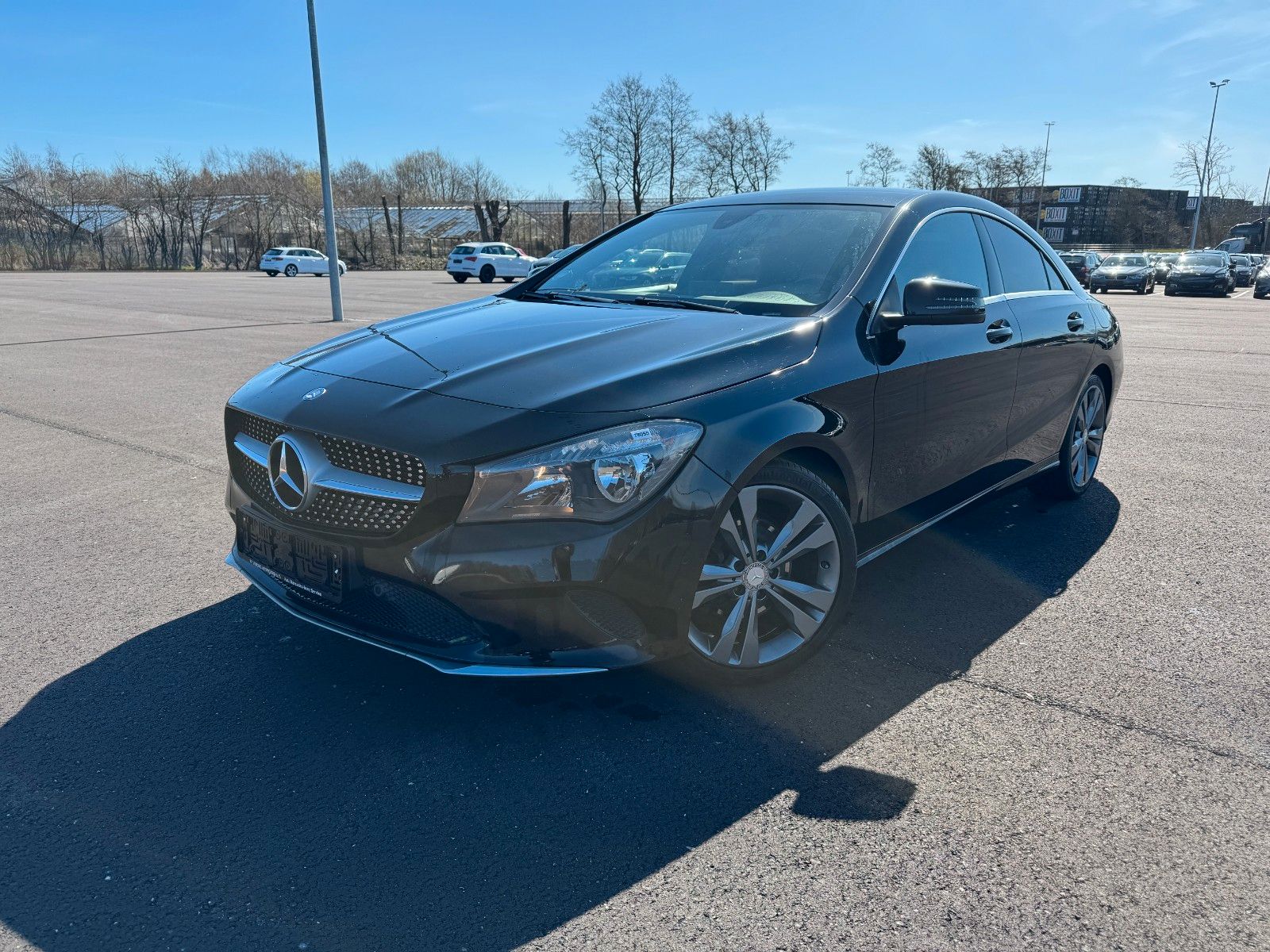 MERCEDES-BENZ CLA 200
