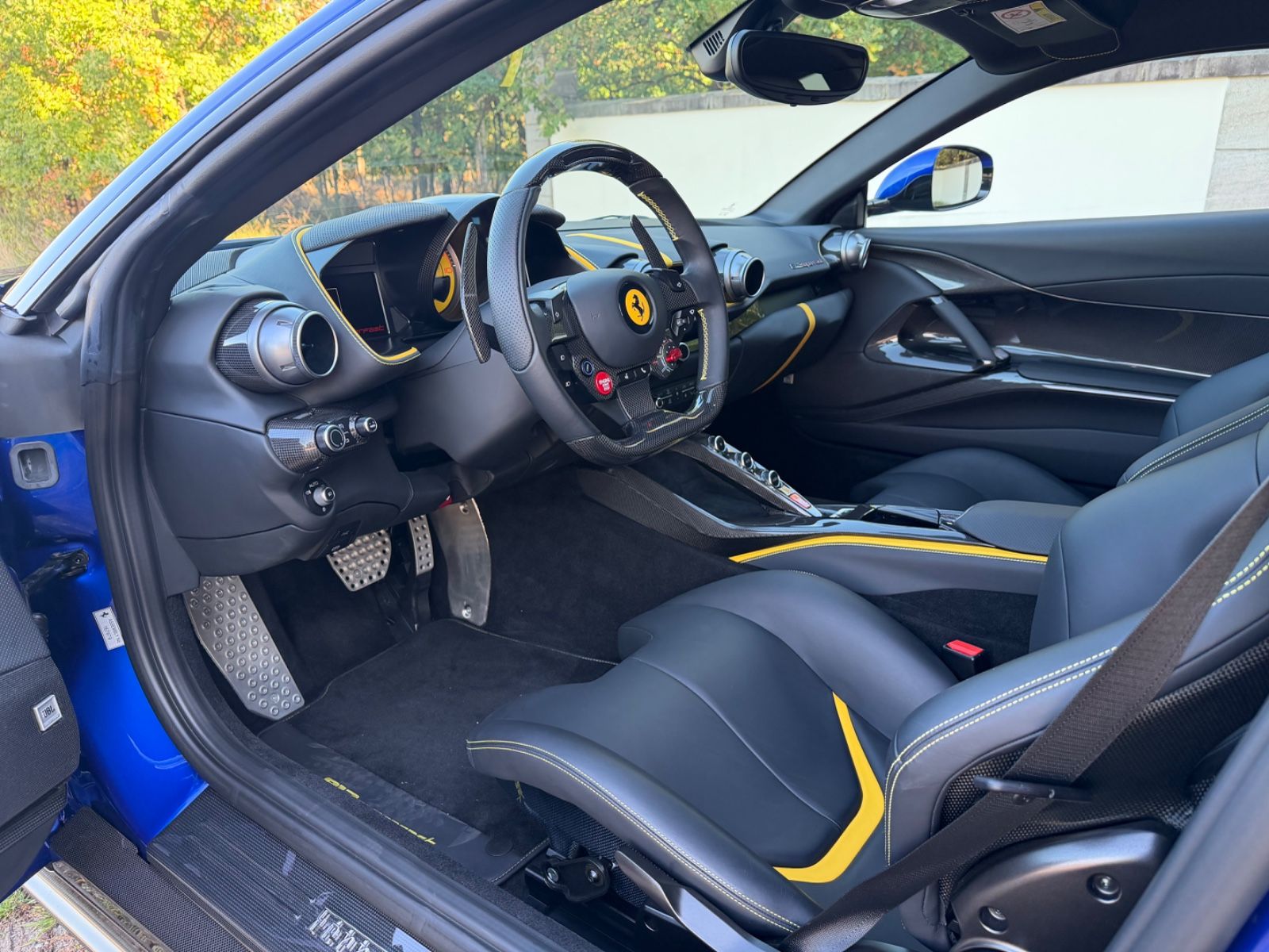 Ferrari 812 Superfast DCT F1 1. HAND CARBON 11
