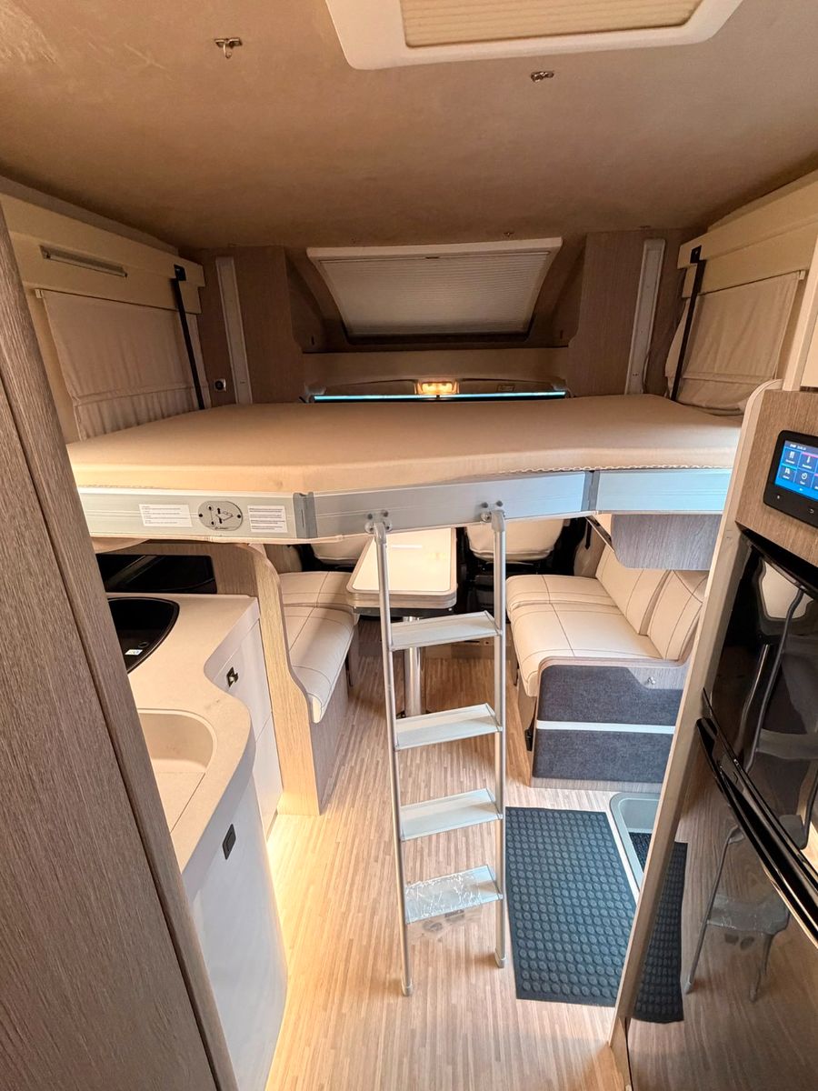 Fahrzeugabbildung Citroën Jumper Eden Camp P745 GLC Wohnmobil Markise