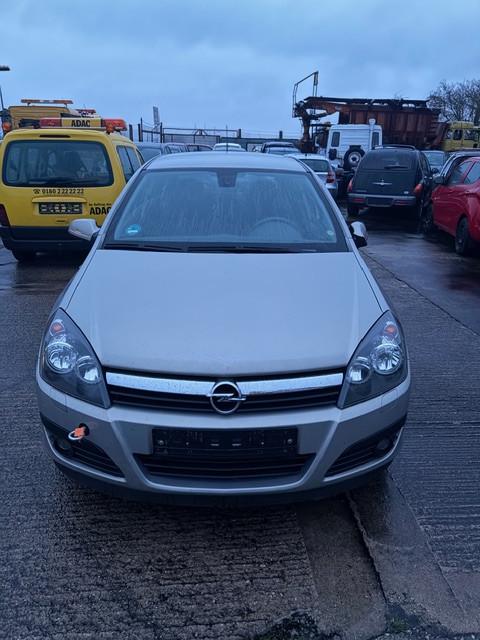 Opel Astra 1.6 Twinport Cosmo