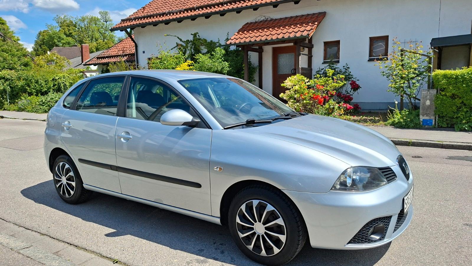 Seat Ibiza 1,4i Reference 5trg.Automatik Klima-AT ESP