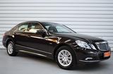 Mercedes-Benz E200 Elegance+SHZ+PDC+Bi-Xenon+Nur 14.500KM - Mercedes-Benz E 200: Elegance