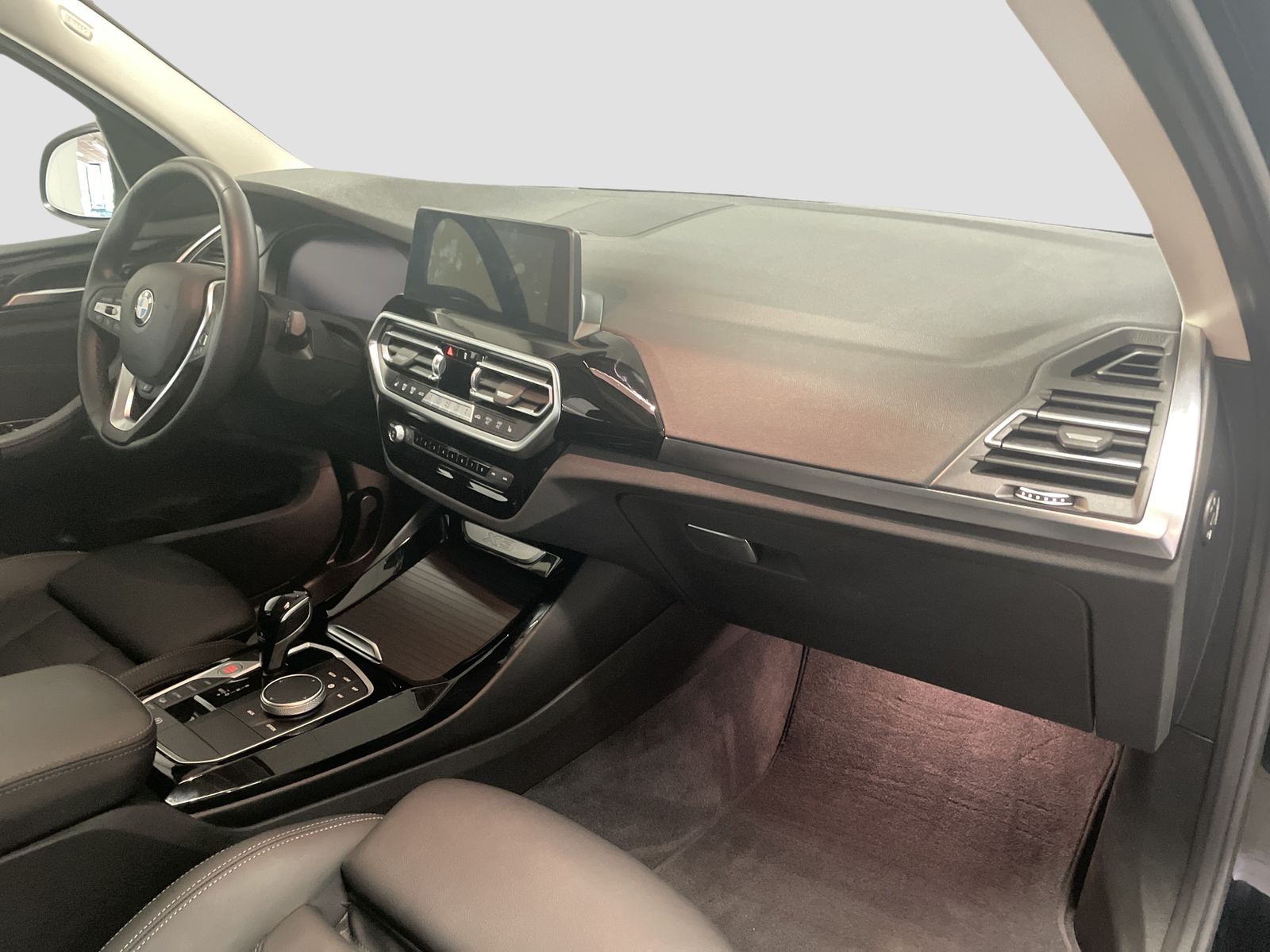 BMW X3 xDrive20i Navi AHK Kamera Pano.Dach LED foto 8