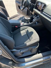 Skoda Karoq Balance 1,5 TSI DSG NAVI LED Kamera