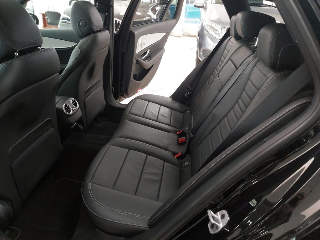 Mercedes-Benz E 400 d T 4M AMG NIGHT AIRM STANDH NETTO 36.600
