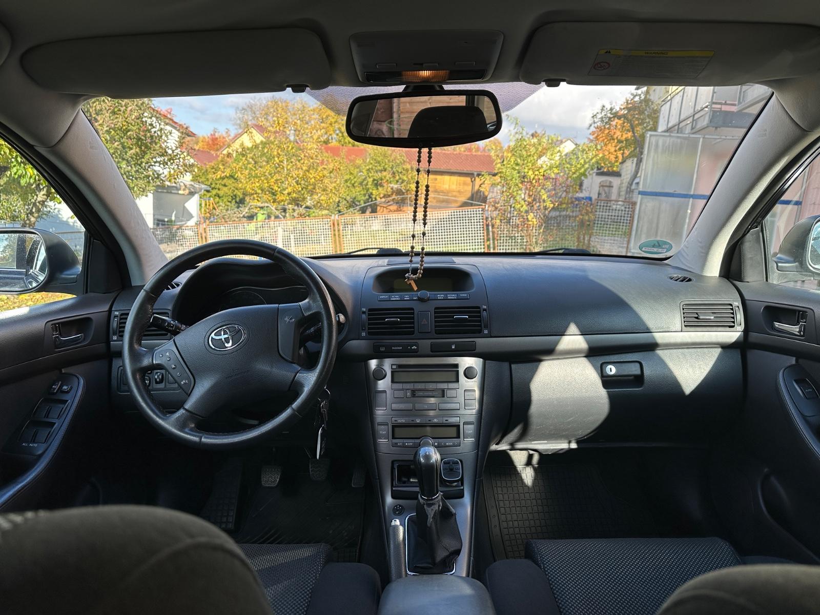 Toyota Avensis 2005 — photo 5