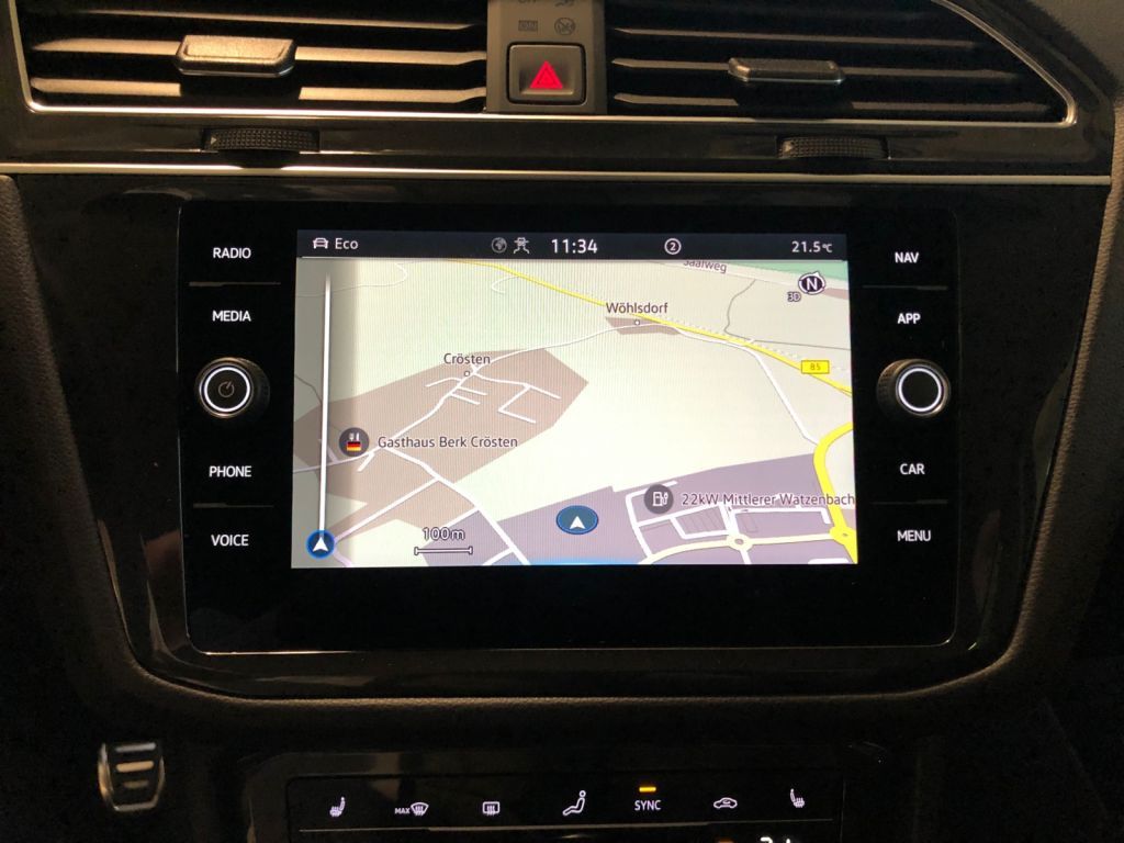 Fahrzeugabbildung Volkswagen Tiguan 1.5 TSI Life beheizbares Lenkrad Navi