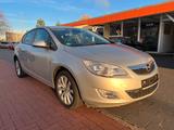 Opel Astra J Lim. 1.4 Turbo 150 Jahre Opel Teilleder - Opel Astra: J Turbo