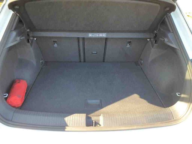T-Roc 1.5 TSI DSG R-LINE LED+NAV+AHK+KAMERA+ACC+