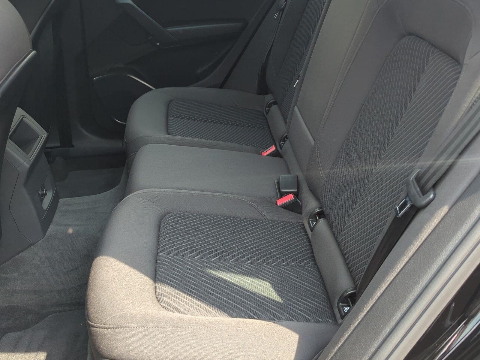 Audi Q5 2,0 TDI quattro Navi PDC SiHz S-tronic imagem 3