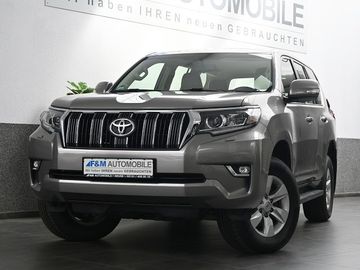 Toyota Land Cruiser - 2