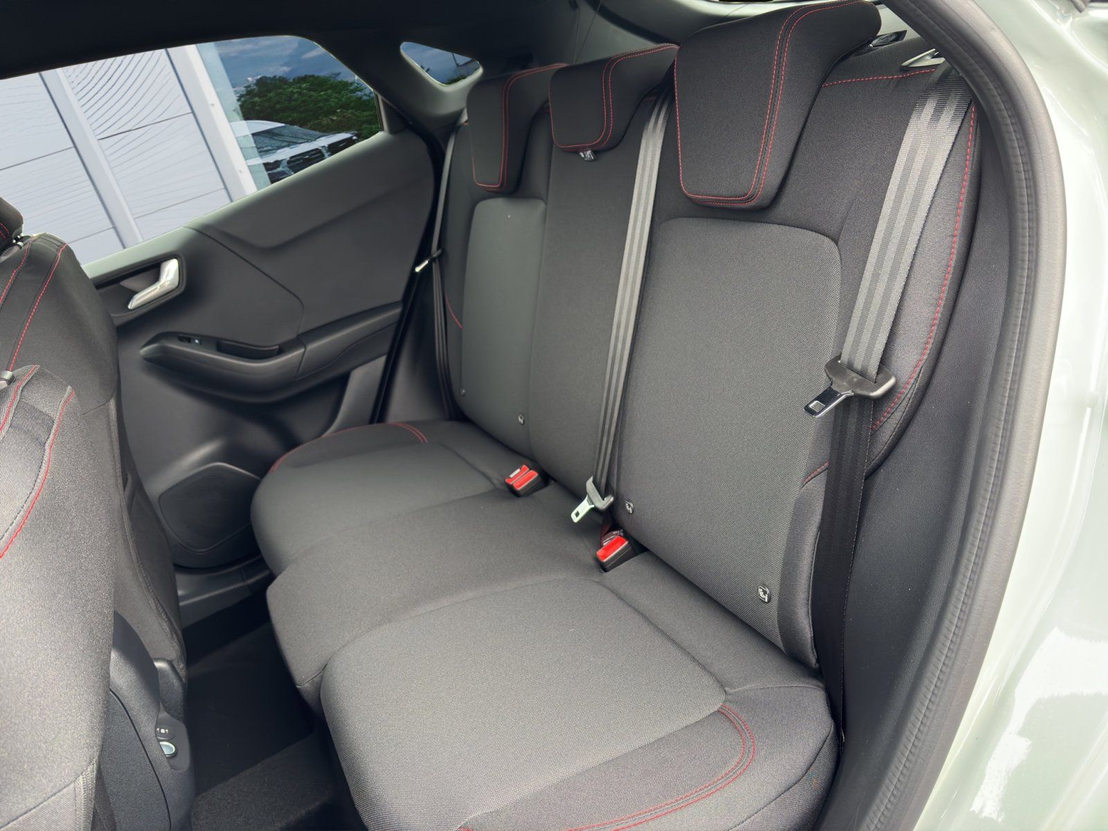 Fahrzeugabbildung Ford Puma 1.0 ECOBOOST ST-Line #Winterpaket